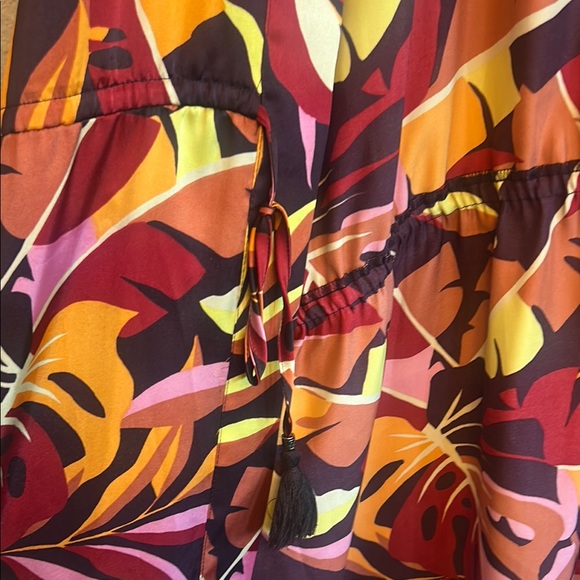 DR2 Multicolor Leaf Pattern Kimono - Picture 5 of 6